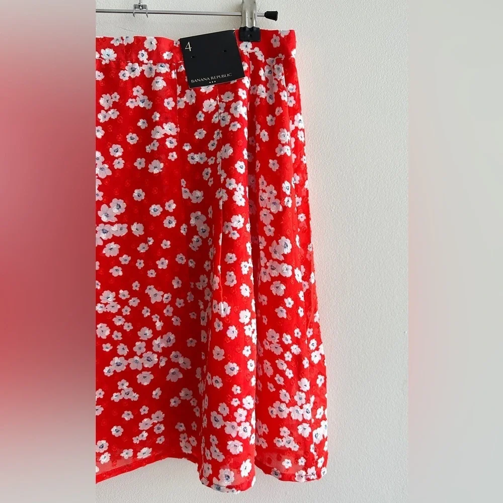 Banana Republic Floral Mini Skater Skirt, Red/White, Size 4, NWT